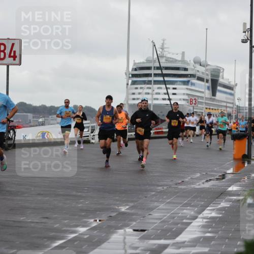 13.09.2026 - Kiel Lauf Andreas Tolksdorf http://msf.ph/oto/10419562 13.09.2026 10:57:26 Kiellinie 4280, 4, 2809, 11418, 32534, 3 meine-sportfotos.de