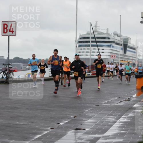 13.09.2026 - Kiel Lauf Andreas Tolksdorf http://msf.ph/oto/10419574 13.09.2026 10:57:27 Kiellinie 4280, 4, 2809, 11418, 12521, 3 meine-sportfotos.de