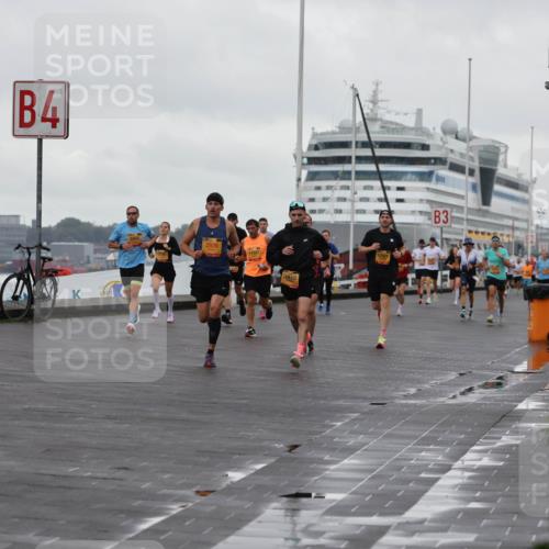 13.09.2026 - Kiel Lauf Andreas Tolksdorf http://msf.ph/oto/10419584 13.09.2026 10:57:27 Kiellinie 4280, 4, 2809, 11527, 11418, 12521, 3 meine-sportfotos.de