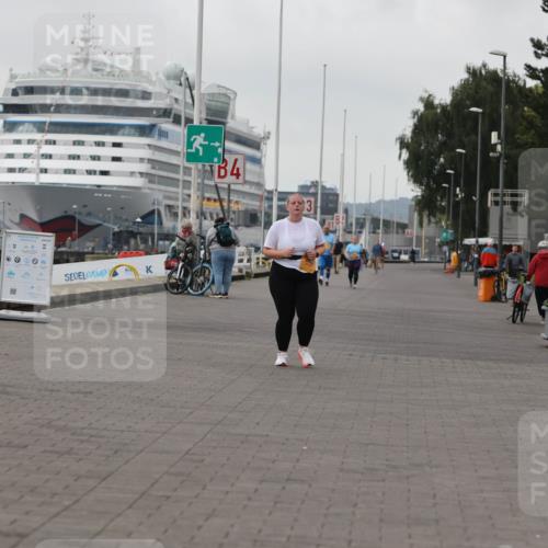 13.09.2026 - Kiel Lauf Andreas Tolksdorf http://msf.ph/oto/10419588 13.09.2026 10:10:16 Kiellinie 3, 4, 3 meine-sportfotos.de