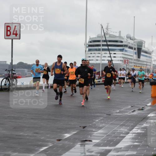 13.09.2026 - Kiel Lauf Andreas Tolksdorf http://msf.ph/oto/10419596 13.09.2026 10:57:27 Kiellinie 4280, 4, 2809, 11527, 11418, 12521, 3 meine-sportfotos.de