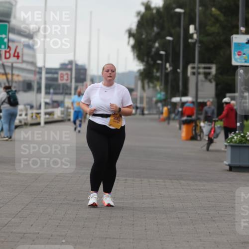 13.09.2026 - Kiel Lauf Andreas Tolksdorf http://msf.ph/oto/10419645 13.09.2026 10:10:19 Kiellinie 84, 83, 2063 meine-sportfotos.de