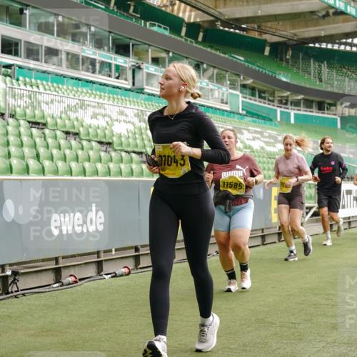 13.09.2026 - 21. swb-Marathon Bremen Michael Burmester http://msf.ph/oto/10419655 13.09.2026 10:43:43 Laufen im Stadion 10002, 10004, 10005, 10176, 10271, 10295, 10303, 10325, 10330, 10335, 10361, 10362, 10402, 10459, 10474, 10490, 10491, 10513, 10557, 10572, 10605, 10606, 10629, 10665, 10752, 10756, 10773, 10779, 10784, 10805, 10854, 10880, 10882, 10899, 10900, 10997, 10999, 11026, 11027, 11041, 11078, 11090, 11140, 11173, 11192, 11217, 11233, 11264, 11274, 11307, 11333, 11337, 11355, 11385, 11408, 11448, 11456, 11461, 11482, 11943, 12334 meine-sportfotos.de