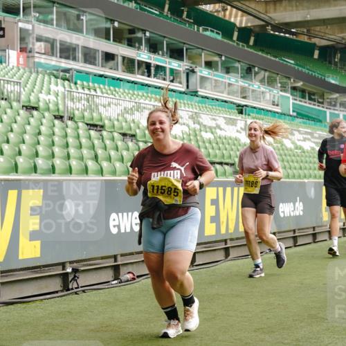 13.09.2026 - 21. swb-Marathon Bremen Michael Burmester http://msf.ph/oto/10419681 13.09.2026 10:43:45 Laufen im Stadion 10002, 10004, 10005, 10176, 10191, 10271, 10295, 10303, 10325, 10330, 10335, 10361, 10362, 10402, 10459, 10474, 10490, 10491, 10513, 10557, 10572, 10605, 10606, 10629, 10665, 10752, 10756, 10773, 10779, 10784, 10805, 10854, 10880, 10882, 10899, 10900, 10997, 10999, 11026, 11027, 11041, 11078, 11140, 11173, 11192, 11217, 11233, 11264, 11274, 11307, 11333, 11337, 11355, 11385, 11408, 11448, 11456, 11461, 11482, 11629, 11943, 12334 meine-sportfotos.de