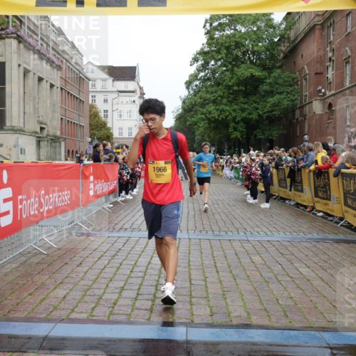 13.09.2026 - Kiel Lauf Yannick Fuchs http://msf.ph/oto/10419692 13.09.2026 09:41:17 Ziel 1593, 1671, 1966, 9608, 10299, 10974, 11645, 11983, 420, 1593, 1630, 1787, 3883, 4137, 5039, 6299, 8389, 8493, 8636, 9578, 9726, 10202, 10353, 11792, 4068, 4315, 9110, 9771, 11106, 12166, 420, 3552, 6563, 7131, 7730, 10353, 11750, 11792, 12225 meine-sportfotos.de