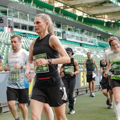 13.09.2026 - 21. swb-Marathon Bremen Michael Burmester http://msf.ph/oto/10419710 13.09.2026 13:21:11 Laufen im Stadion 128, 258, 351, 423, 441, 464, 601, 620, 704, 782, 851, 1060, 1066, 1094, 1129, 1158, 1177, 1316, 1344, 1409, 1417, 1439, 1446, 1518, 1676, 1697, 1729, 1756, 1808, 1815, 1846, 1916, 2010, 2028, 2064, 2139, 2201, 2258, 2278, 2349, 2394, 2395, 2414, 2417, 2437, 2501, 2519, 2533, 2551, 2588, 2652, 2694, 2695, 2736, 2756, 2793, 2828, 2886, 2954, 2995, 3004, 3010, 3017, 3018, 3022, 3034, 3035, 3036, 3037, 3059, 3070, 3074, 3102, 3139, 3144, 3225, 3264, 3310 meine-sportfotos.de