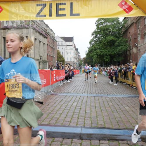 13.09.2026 - Kiel Lauf Yannick Fuchs http://msf.ph/oto/10419746 13.09.2026 09:41:22 Ziel 1671, 1966, 4068, 9110, 10299, 10974, 11645, 11983, 12166, 1593, 1630, 1787, 3883, 4137, 5039, 6299, 8389, 8493, 8636, 9578, 9608, 9726, 10202, 10974, 3175, 4315, 4704, 6649, 6687, 8588, 9771, 11106, 420, 9578, 10353, 11792, 12225 meine-sportfotos.de