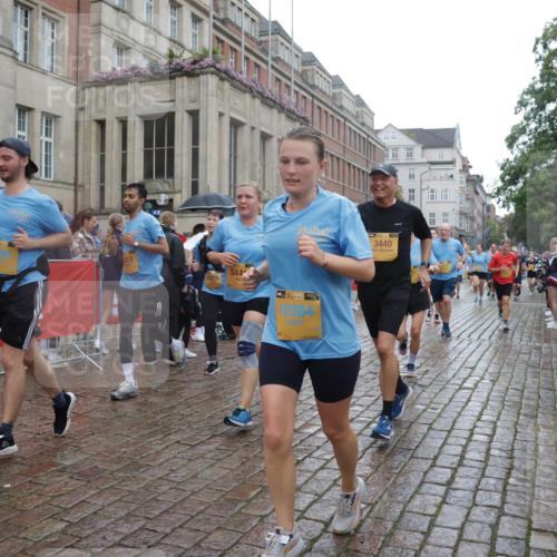13.09.2026 - Kiel Lauf Yannick Fuchs http://msf.ph/oto/10419747 13.09.2026 10:52:07 Ziel 23, 171, 825, 1027, 1364, 1365, 1869, 2438, 2484, 2806, 2991, 3435, 3529, 3644, 4385, 4577, 4977, 5321, 5994, 6069, 6714, 7053, 7338, 7447, 7464, 7647, 8292, 8319, 9221, 9267, 10071, 10540, 10598, 10637, 10755, 10802, 10811, 10992, 11308, 11380, 11500, 11915, 23, 101, 201, 310, 826, 1231, 1568, 1591, 1600, 1754, 1890, 2393, 2404, 2468, 2470, 2519, 2566, 2690, 2783, 3013, 3440, 3956, 4084, 4175, 4476, 4613, 4646, 4887, 5174, 5441, 6177, 6367, 6928 meine-sportfotos.de