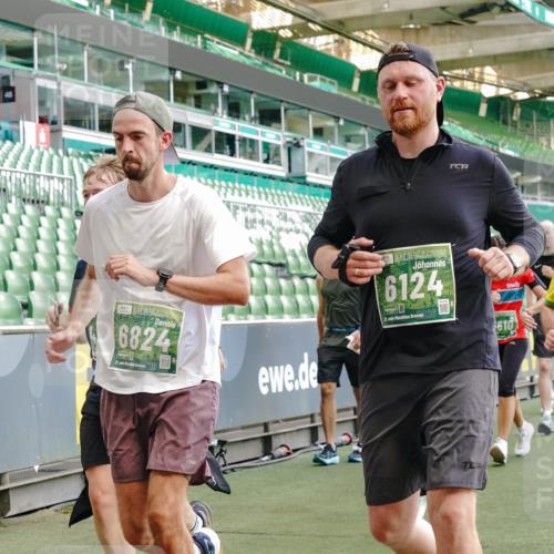 13.09.2026 - 21. swb-Marathon Bremen Michael Burmester http://msf.ph/oto/10419797 13.09.2026 13:21:13 Laufen im Stadion 128, 258, 351, 423, 441, 464, 601, 620, 704, 782, 851, 1060, 1066, 1094, 1129, 1158, 1177, 1316, 1344, 1409, 1417, 1439, 1446, 1518, 1676, 1697, 1729, 1756, 1808, 1815, 1846, 2010, 2028, 2064, 2139, 2201, 2258, 2278, 2349, 2394, 2395, 2414, 2417, 2437, 2501, 2519, 2533, 2551, 2588, 2652, 2694, 2695, 2736, 2756, 2793, 2828, 2886, 2954, 2995, 3004, 3010, 3017, 3018, 3022, 3034, 3035, 3036, 3037, 3059, 3070, 3074, 3102, 3139, 3144, 3225, 3264, 3310 meine-sportfotos.de