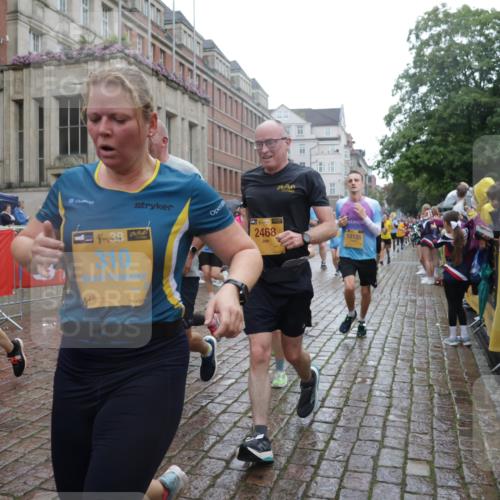 13.09.2026 - Kiel Lauf Yannick Fuchs http://msf.ph/oto/10419833 13.09.2026 10:52:15 Ziel 777, 1027, 1811, 1869, 2438, 2544, 2991, 3280, 3435, 3529, 3630, 3881, 4008, 4577, 4957, 4977, 5126, 5321, 5359, 6069, 6110, 6113, 6872, 7053, 7447, 7464, 7647, 8051, 8326, 8898, 9221, 9624, 9894, 10035, 10126, 10540, 10715, 10755, 10802, 10811, 10992, 11915, 12536, 23, 171, 201, 310, 825, 826, 1231, 1364, 1365, 1568, 1591, 1600, 2404, 2468, 2470, 2484, 2566, 2783, 2806, 3013, 3529, 3644, 3956, 4084, 4175, 4385, 4476, 4887, 5174, 6367, 201, 310, 1754, 8625 meine-sportfotos.de