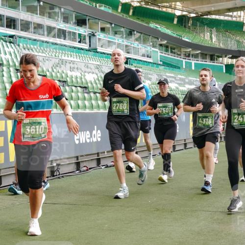 13.09.2026 - 21. swb-Marathon Bremen Michael Burmester http://msf.ph/oto/10419859 13.09.2026 13:21:15 Laufen im Stadion 128, 258, 351, 423, 441, 464, 601, 620, 704, 782, 851, 1060, 1066, 1094, 1129, 1158, 1177, 1316, 1344, 1409, 1417, 1439, 1446, 1518, 1676, 1697, 1729, 1756, 1808, 1815, 1846, 2010, 2028, 2064, 2139, 2201, 2258, 2278, 2349, 2394, 2395, 2414, 2417, 2437, 2501, 2519, 2533, 2551, 2588, 2652, 2660, 2694, 2695, 2736, 2756, 2793, 2828, 2886, 2954, 2964, 2995, 3004, 3010, 3017, 3018, 3022, 3034, 3035, 3036, 3037, 3059, 3070, 3074, 3102, 3139, 3144, 3225, 3264, 3310 meine-sportfotos.de