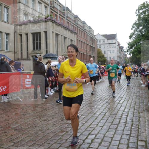13.09.2026 - Kiel Lauf Yannick Fuchs http://msf.ph/oto/10419899 13.09.2026 10:52:21 Ziel 475, 777, 1526, 1527, 1658, 1802, 1811, 2544, 2991, 3280, 3343, 3435, 3630, 3881, 4008, 4577, 4957, 5126, 5359, 5442, 6110, 6113, 6493, 6872, 7053, 8051, 8326, 8855, 8898, 8908, 9024, 9624, 9894, 10035, 10126, 10320, 10540, 10715, 10811, 10887, 11082, 11535, 11658, 11661, 11875, 12289, 12431, 12536, 23, 171, 825, 826, 1027, 1364, 1365, 1591, 1600, 1869, 2404, 2438, 2484, 2566, 2806, 2991, 3435, 3529, 3644, 3956, 4175, 4385, 4476, 4887, 201, 310, 1754, 8625 meine-sportfotos.de