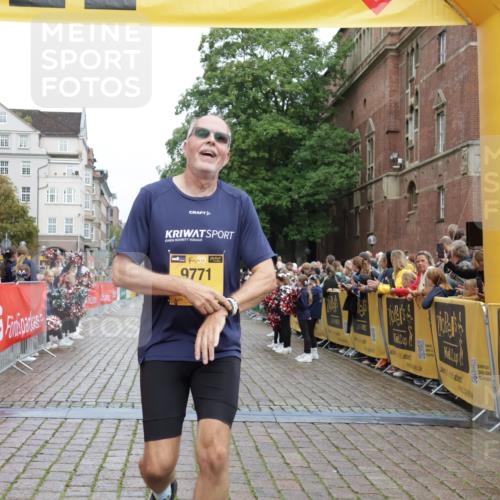 13.09.2026 - Kiel Lauf Yannick Fuchs http://msf.ph/oto/10419913 13.09.2026 09:41:36 Ziel 4315, 4704, 6649, 8588, 9771, 11106, 1593, 1671, 1966, 3883, 4068, 4137, 9110, 9608, 10299, 10974, 11645, 11983, 12166, 402, 3143, 3175, 4533, 5107, 6687, 6739, 7238, 8829, 9050, 9224, 11907, 12175, 1787, 3883, 5039, 8389, 8493, 9726, 10202 meine-sportfotos.de