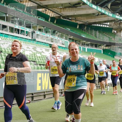 13.09.2026 - 21. swb-Marathon Bremen Michael Burmester http://msf.ph/oto/10419916 13.09.2026 10:43:54 Laufen im Stadion 10002, 10004, 10005, 10176, 10191, 10192, 10271, 10295, 10303, 10325, 10330, 10335, 10361, 10362, 10402, 10459, 10474, 10491, 10513, 10557, 10572, 10605, 10606, 10629, 10752, 10756, 10773, 10779, 10784, 10805, 10880, 10882, 10899, 10900, 10997, 10999, 11026, 11041, 11078, 11173, 11217, 11233, 11264, 11274, 11307, 11333, 11337, 11355, 11385, 11408, 11448, 11456, 11461, 11482, 11629, 11943, 12311, 12334 meine-sportfotos.de