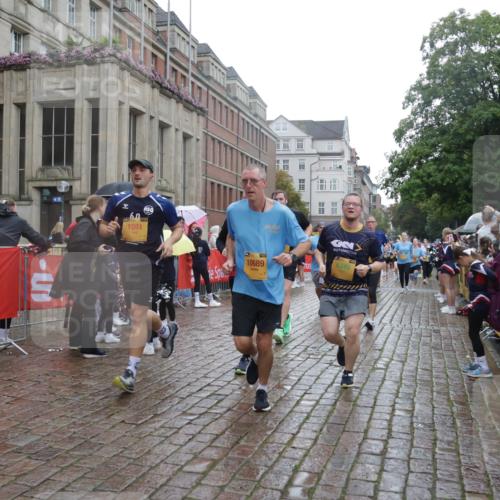 13.09.2026 - Kiel Lauf Yannick Fuchs http://msf.ph/oto/10419944 13.09.2026 10:52:26 Ziel 90, 475, 626, 777, 1471, 1472, 1473, 1526, 1527, 1531, 1658, 1802, 2293, 2442, 2544, 3343, 3582, 3630, 3925, 5126, 5433, 5442, 6113, 6388, 6405, 6493, 7088, 7196, 7603, 7621, 8316, 8326, 8734, 8855, 8908, 9024, 9025, 9711, 10035, 10126, 10320, 10715, 10786, 10887, 11082, 11535, 11622, 11658, 11661, 11875, 12289, 12431, 23, 171, 777, 825, 1027, 1364, 1365, 1591, 1811, 1869, 2404, 2438, 2484, 2806, 2991, 3280, 3435, 3529, 3644, 3881, 4008, 4385, 4476 meine-sportfotos.de