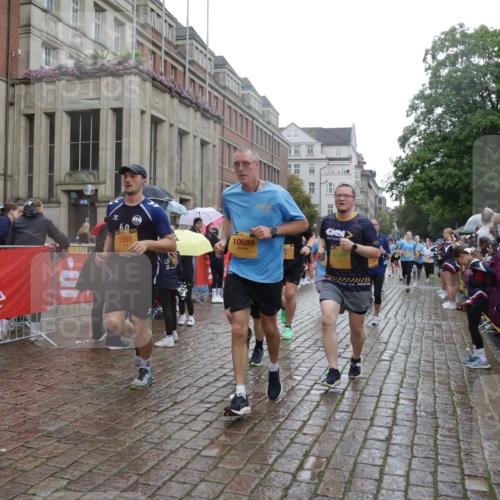 13.09.2026 - Kiel Lauf Yannick Fuchs http://msf.ph/oto/10419948 13.09.2026 10:52:26 Ziel 90, 475, 626, 777, 1471, 1472, 1473, 1526, 1527, 1531, 1658, 1802, 2293, 2442, 2544, 3343, 3582, 3630, 3925, 5126, 5433, 5442, 6113, 6388, 6405, 6493, 7088, 7196, 7603, 7621, 8316, 8326, 8734, 8855, 8908, 9024, 9025, 9711, 10035, 10126, 10320, 10715, 10786, 10887, 11082, 11535, 11622, 11658, 11661, 11875, 12289, 12431, 23, 171, 777, 825, 1027, 1364, 1365, 1591, 1811, 1869, 2404, 2438, 2484, 2806, 2991, 3280, 3435, 3529, 3644, 3881, 4008, 4385, 4476 meine-sportfotos.de