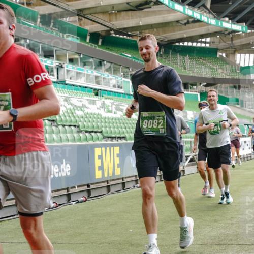 13.09.2026 - 21. swb-Marathon Bremen Michael Burmester http://msf.ph/oto/10419967 13.09.2026 12:58:33 Laufen im Stadion 141, 148, 191, 226, 334, 511, 672, 776, 789, 790, 909, 972, 1010, 1119, 1191, 1199, 1254, 1281, 1516, 1535, 1642, 1647, 1752, 1809, 1881, 1900, 1931, 1933, 2046, 2075, 2210, 2324, 2343, 2367, 2371, 2397, 2402, 2423, 2425, 2577, 2771, 2807, 2827, 2885, 2903, 2904, 2979, 3021, 3051, 3098, 3120, 3138, 3148, 3182, 3186, 3190, 3233, 3319, 3338, 3435, 3516, 3531, 3534, 3560, 3655, 3685, 3690, 3695, 3866, 3933, 3934, 3939, 4101, 4316, 4319, 205 meine-sportfotos.de
