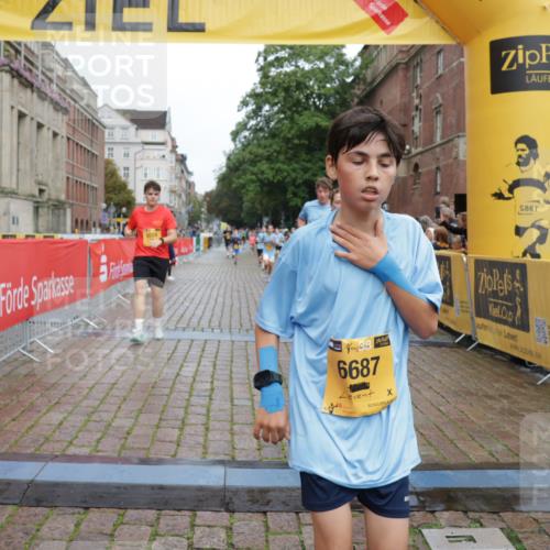 13.09.2026 - Kiel Lauf Yannick Fuchs http://msf.ph/oto/10420048 13.09.2026 09:41:47 Ziel 402, 3143, 3175, 4533, 4704, 5107, 6649, 6687, 6739, 7238, 8588, 9224, 11907, 12175, 1671, 1966, 4068, 4315, 9110, 9771, 10299, 10974, 11106, 11645, 11983, 12166, 699, 772, 2910, 3801, 5011, 5276, 6599, 8829, 9050, 1593, 1966, 4137, 9608, 10299, 10974 meine-sportfotos.de