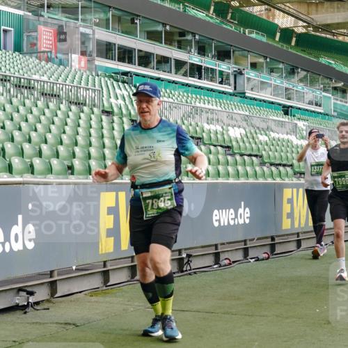 13.09.2026 - 21. swb-Marathon Bremen Michael Burmester http://msf.ph/oto/10420125 13.09.2026 13:21:26 Laufen im Stadion 128, 258, 343, 351, 423, 441, 601, 620, 704, 782, 851, 1060, 1094, 1129, 1158, 1177, 1316, 1344, 1409, 1417, 1439, 1446, 1518, 1669, 1676, 1697, 1729, 1756, 1808, 1815, 1846, 2010, 2028, 2064, 2139, 2201, 2258, 2278, 2290, 2349, 2394, 2395, 2414, 2417, 2437, 2501, 2519, 2533, 2551, 2588, 2632, 2652, 2660, 2694, 2695, 2736, 2793, 2828, 2886, 2954, 2964, 2995, 3004, 3010, 3017, 3018, 3022, 3034, 3035, 3036, 3037, 3070, 3074, 3102, 3139, 3144, 3225, 3264, 3310, 3682 meine-sportfotos.de