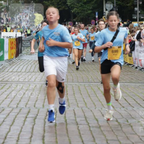 13.09.2026 - Kiel Lauf Yannick Fuchs http://msf.ph/oto/10420127 13.09.2026 09:42:01 Ziel 699, 772, 2910, 3801, 5276, 6599, 8829, 9050, 12175, 402, 3143, 3175, 4315, 4533, 4704, 5107, 6649, 6687, 6739, 7238, 8588, 9224, 9771, 11106, 11907, 133, 570, 792, 2955, 2977, 3357, 3676, 5011, 5105, 5336, 5774, 6620, 6797, 7687, 8476, 10938, 11793, 12723, 4068, 9110, 11645, 12166 meine-sportfotos.de