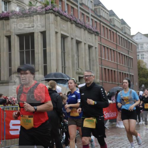 13.09.2026 - Kiel Lauf Yannick Fuchs http://msf.ph/oto/10420140 13.09.2026 10:52:38 Ziel 90, 172, 398, 626, 1473, 1474, 1531, 1812, 1837, 2089, 2293, 2442, 2735, 3054, 3778, 3853, 3925, 4100, 4485, 5433, 5723, 6388, 6405, 7060, 7088, 7154, 7196, 7603, 8100, 8205, 8316, 8615, 8734, 9414, 9886, 10786, 11359, 11459, 11555, 11622, 11913, 475, 626, 777, 1027, 1471, 1472, 1526, 1527, 1658, 1802, 1811, 1869, 2438, 2442, 2544, 2991, 3280, 3343, 3435, 3529, 3582, 3630, 3881, 4008, 154, 1083, 1426, 1486, 1550, 3059, 3431, 3657, 5329, 5710 meine-sportfotos.de