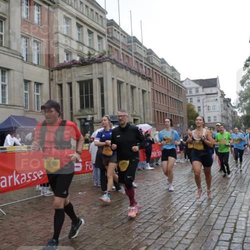 13.09.2026 - Kiel Lauf Yannick Fuchs http://msf.ph/oto/10420150 13.09.2026 10:52:38 Ziel 90, 172, 398, 626, 1473, 1474, 1531, 1812, 1837, 2089, 2293, 2442, 2735, 3054, 3778, 3853, 3925, 4100, 4485, 5433, 5723, 6388, 6405, 7060, 7088, 7154, 7196, 7603, 8100, 8205, 8316, 8615, 8734, 9414, 9886, 10786, 11359, 11459, 11555, 11622, 11913, 475, 626, 777, 1027, 1471, 1472, 1526, 1527, 1658, 1802, 1811, 1869, 2438, 2442, 2544, 2991, 3280, 3343, 3435, 3529, 3582, 3630, 3881, 4008, 154, 1083, 1426, 1486, 1550, 3059, 3431, 3657, 5329, 5710 meine-sportfotos.de