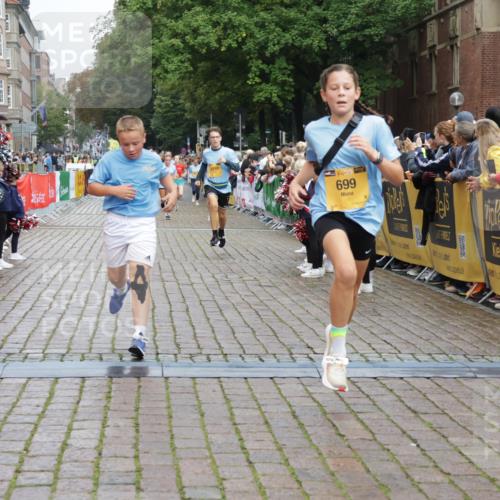 13.09.2026 - Kiel Lauf Yannick Fuchs http://msf.ph/oto/10420166 13.09.2026 09:42:03 Ziel 570, 699, 772, 2910, 3801, 5011, 5276, 6599, 8829, 9050, 402, 3143, 3175, 4315, 4533, 4704, 5107, 6649, 6687, 6739, 7238, 8588, 9224, 9771, 11106, 11907, 12175, 133, 792, 2914, 2955, 2977, 3357, 3676, 5105, 5336, 5774, 6620, 6797, 7687, 8476, 10938, 11793, 12723, 4068, 9110, 11106, 11645, 12166 meine-sportfotos.de
