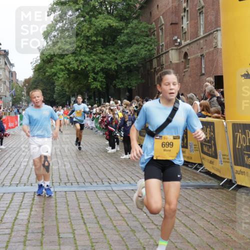 13.09.2026 - Kiel Lauf Yannick Fuchs http://msf.ph/oto/10420181 13.09.2026 09:42:04 Ziel 570, 699, 772, 792, 2910, 3801, 5011, 5276, 6599, 8829, 9050, 12723, 402, 3143, 3175, 4315, 4533, 4704, 5107, 6649, 6687, 6739, 7238, 8588, 8829, 9050, 9224, 9771, 11106, 11907, 12175, 133, 2914, 2955, 2977, 3357, 3676, 5105, 5336, 5774, 6620, 6797, 7687, 8476, 10938, 11793, 4068, 4315, 9110, 11106, 11645, 12166 meine-sportfotos.de