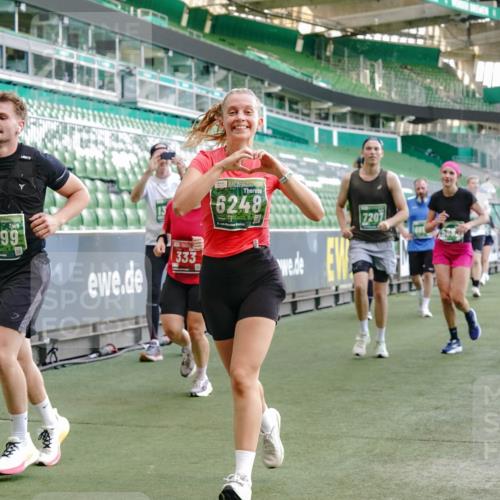 13.09.2026 - 21. swb-Marathon Bremen Michael Burmester http://msf.ph/oto/10420195 13.09.2026 13:21:27 Laufen im Stadion 128, 258, 343, 351, 423, 441, 601, 620, 704, 782, 851, 1060, 1094, 1129, 1158, 1177, 1316, 1344, 1409, 1417, 1439, 1446, 1518, 1669, 1676, 1697, 1729, 1756, 1808, 1815, 1846, 2010, 2028, 2064, 2139, 2201, 2258, 2278, 2290, 2349, 2394, 2395, 2414, 2417, 2437, 2501, 2519, 2533, 2551, 2588, 2619, 2632, 2652, 2660, 2694, 2695, 2736, 2793, 2828, 2886, 2954, 2964, 2995, 3004, 3010, 3017, 3018, 3022, 3034, 3035, 3036, 3037, 3070, 3074, 3102, 3139, 3144, 3225, 3264, 3310, 3682 meine-sportfotos.de