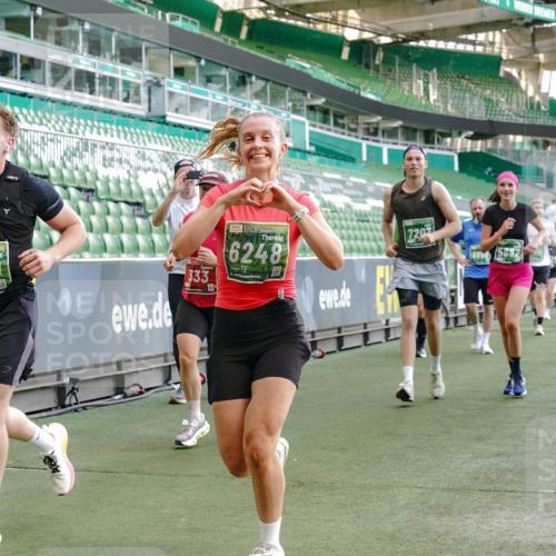 13.09.2026 - 21. swb-Marathon Bremen Michael Burmester http://msf.ph/oto/10420203 13.09.2026 13:21:28 Laufen im Stadion 128, 258, 343, 351, 423, 441, 601, 620, 704, 782, 851, 1060, 1094, 1129, 1158, 1177, 1316, 1344, 1409, 1417, 1439, 1446, 1518, 1669, 1676, 1697, 1729, 1756, 1808, 1815, 1846, 2010, 2064, 2139, 2201, 2258, 2278, 2290, 2349, 2394, 2395, 2414, 2417, 2437, 2501, 2519, 2533, 2551, 2588, 2619, 2632, 2652, 2660, 2694, 2695, 2736, 2793, 2828, 2886, 2954, 2964, 2995, 3004, 3010, 3017, 3018, 3022, 3034, 3035, 3036, 3037, 3070, 3074, 3102, 3139, 3144, 3225, 3264, 3310, 3682 meine-sportfotos.de