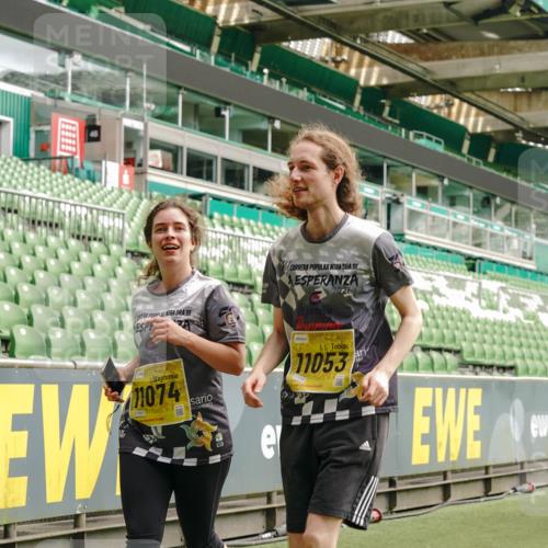 13.09.2026 - 21. swb-Marathon Bremen Michael Burmester http://msf.ph/oto/10420224 13.09.2026 10:44:05 Laufen im Stadion 10002, 10004, 10005, 10176, 10191, 10192, 10271, 10295, 10303, 10325, 10335, 10361, 10362, 10402, 10459, 10474, 10491, 10513, 10557, 10572, 10605, 10606, 10629, 10679, 10713, 10756, 10773, 10779, 10784, 10805, 10880, 10882, 10899, 10900, 10997, 10999, 11173, 11217, 11233, 11264, 11274, 11307, 11333, 11337, 11355, 11385, 11408, 11448, 11456, 11461, 11482, 11629, 11943, 12311, 12321, 12334 meine-sportfotos.de