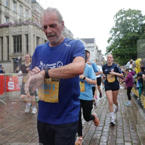 13.09.2026 - Kiel Lauf Yannick Fuchs http://msf.ph/oto/10420295 13.09.2026 10:52:46 Ziel 158, 172, 398, 1433, 1474, 1535, 1634, 1812, 1837, 2069, 2089, 2735, 3050, 3054, 3452, 3514, 3853, 4100, 4485, 4570, 6201, 7017, 7154, 7230, 7883, 8615, 8978, 9831, 9886, 10594, 11048, 11096, 11204, 11459, 12213, 90, 475, 626, 777, 1471, 1472, 1473, 1526, 1527, 1531, 1658, 1802, 1811, 2293, 2442, 2544, 2991, 3280, 3343, 3435, 3582, 3630, 3778, 3853, 3881, 4008, 154, 1071, 1083, 1426, 1486, 1550, 3059, 3431, 3587, 3657, 5329, 5642, 5643, 5710, 6015, 7139, 10755 meine-sportfotos.de
