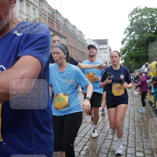 13.09.2026 - Kiel Lauf Yannick Fuchs http://msf.ph/oto/10420299 13.09.2026 10:52:47 Ziel 154, 158, 172, 398, 1083, 1433, 1474, 1535, 1634, 1812, 1837, 2069, 2089, 2735, 3050, 3054, 3059, 3452, 3514, 3875, 4100, 4485, 4570, 6201, 7017, 7154, 7230, 7883, 8615, 8978, 9831, 9886, 10594, 11048, 11096, 11204, 11459, 12213, 90, 475, 626, 777, 1471, 1472, 1473, 1474, 1526, 1527, 1531, 1658, 1802, 1811, 2293, 2442, 2544, 3280, 3343, 3582, 3630, 3778, 3853, 3881, 4008, 1071, 1426, 1486, 1550, 3431, 3587, 3657, 5329, 5642, 5643, 5710, 6015, 7139, 10755 meine-sportfotos.de