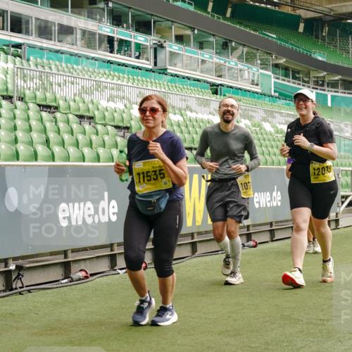 13.09.2026 - 21. swb-Marathon Bremen Michael Burmester http://msf.ph/oto/10420358 13.09.2026 10:44:11 Laufen im Stadion 10002, 10004, 10005, 10176, 10191, 10192, 10271, 10295, 10325, 10335, 10361, 10362, 10402, 10459, 10474, 10513, 10557, 10572, 10605, 10606, 10629, 10679, 10713, 10756, 10773, 10779, 10784, 10805, 10882, 10899, 10900, 10997, 10999, 11081, 11173, 11217, 11233, 11264, 11274, 11307, 11333, 11337, 11355, 11385, 11408, 11448, 11456, 11461, 11482, 11495, 11629, 11932, 11943, 12151, 12226, 12311, 12321, 12334 meine-sportfotos.de