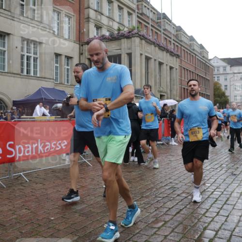 13.09.2026 - Kiel Lauf Yannick Fuchs http://msf.ph/oto/10420365 13.09.2026 10:52:50 Ziel 154, 158, 398, 1083, 1426, 1433, 1535, 1550, 1634, 1812, 2069, 2089, 3050, 3059, 3431, 3452, 3514, 3875, 4100, 4570, 5329, 5710, 5838, 6201, 7017, 7154, 7230, 7883, 8580, 8935, 8978, 9831, 10594, 11048, 11096, 11204, 11459, 11496, 12213, 90, 172, 475, 626, 777, 1471, 1472, 1473, 1474, 1526, 1527, 1531, 1658, 1802, 1837, 2293, 2442, 2544, 2735, 3054, 3343, 3582, 3630, 3778, 3853, 1071, 1486, 3587, 3657, 5642, 5643, 6015, 7139, 10755 meine-sportfotos.de