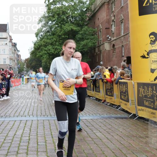 13.09.2026 - Kiel Lauf Yannick Fuchs http://msf.ph/oto/10420376 13.09.2026 09:42:17 Ziel 133, 570, 792, 2914, 2955, 2977, 3357, 3676, 5011, 5105, 5336, 5774, 6620, 6797, 7687, 8476, 10938, 11793, 12723, 402, 699, 772, 2910, 3143, 3175, 3801, 4533, 5011, 5107, 5276, 6599, 6687, 6739, 7238, 8829, 9050, 9224, 11907, 12175, 445, 771, 1045, 1777, 2608, 4548, 5559, 6075, 6099, 6213, 6423, 6542, 6913, 9706, 12190, 402, 3175, 4704, 6649, 6687, 8588, 9224, 11907 meine-sportfotos.de