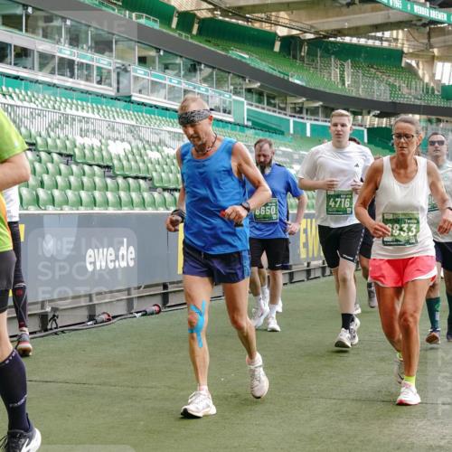 13.09.2026 - 21. swb-Marathon Bremen Michael Burmester http://msf.ph/oto/10420378 13.09.2026 13:21:33 Laufen im Stadion 128, 258, 343, 351, 423, 441, 601, 620, 704, 782, 851, 1060, 1094, 1129, 1158, 1177, 1316, 1344, 1409, 1417, 1439, 1446, 1518, 1669, 1676, 1697, 1729, 1756, 1808, 1815, 1846, 2010, 2064, 2139, 2201, 2258, 2278, 2290, 2349, 2394, 2395, 2414, 2417, 2437, 2501, 2519, 2533, 2551, 2588, 2619, 2632, 2652, 2660, 2685, 2694, 2695, 2736, 2793, 2828, 2886, 2954, 2964, 2995, 3004, 3010, 3017, 3018, 3022, 3034, 3035, 3036, 3037, 3070, 3074, 3102, 3139, 3144, 3225, 3264, 3682 meine-sportfotos.de