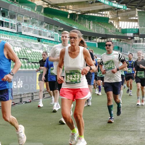 13.09.2026 - 21. swb-Marathon Bremen Michael Burmester http://msf.ph/oto/10420400 13.09.2026 13:21:34 Laufen im Stadion 128, 258, 343, 351, 423, 441, 601, 620, 704, 782, 851, 1060, 1094, 1129, 1158, 1177, 1316, 1344, 1409, 1417, 1439, 1446, 1518, 1669, 1676, 1697, 1729, 1756, 1808, 1815, 1846, 2010, 2064, 2139, 2201, 2258, 2278, 2290, 2349, 2394, 2395, 2414, 2417, 2437, 2501, 2519, 2533, 2551, 2588, 2619, 2632, 2652, 2660, 2685, 2694, 2695, 2711, 2736, 2793, 2828, 2886, 2954, 2964, 2995, 3004, 3010, 3017, 3018, 3022, 3034, 3035, 3036, 3037, 3070, 3074, 3102, 3139, 3144, 3225, 3264, 3351, 3682 meine-sportfotos.de