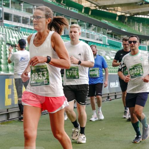 13.09.2026 - 21. swb-Marathon Bremen Michael Burmester http://msf.ph/oto/10420421 13.09.2026 13:21:35 Laufen im Stadion 128, 258, 343, 351, 423, 441, 601, 620, 704, 782, 851, 1060, 1094, 1129, 1158, 1177, 1316, 1344, 1409, 1417, 1439, 1446, 1518, 1669, 1676, 1697, 1729, 1808, 1846, 2010, 2064, 2139, 2201, 2258, 2278, 2290, 2349, 2394, 2395, 2414, 2417, 2437, 2501, 2519, 2551, 2588, 2619, 2632, 2652, 2660, 2685, 2695, 2711, 2736, 2793, 2828, 2886, 2954, 2964, 2995, 3004, 3010, 3017, 3018, 3022, 3034, 3035, 3036, 3037, 3070, 3074, 3102, 3139, 3144, 3225, 3264, 3351, 3682, 3784 meine-sportfotos.de