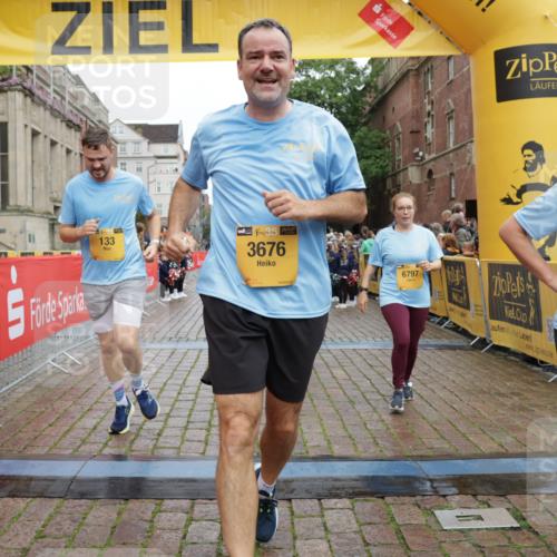 13.09.2026 - Kiel Lauf Yannick Fuchs http://msf.ph/oto/10420470 13.09.2026 09:42:22 Ziel 133, 445, 2914, 2955, 2977, 3357, 3676, 5105, 5559, 5774, 6099, 6797, 7687, 10938, 11793, 570, 699, 772, 792, 2910, 3143, 3357, 3801, 4533, 5011, 5107, 5276, 5336, 6599, 6620, 6739, 7238, 7687, 8476, 8829, 9050, 12175, 12723, 142, 771, 1045, 1777, 2608, 4548, 6075, 6213, 6423, 6542, 6913, 8532, 9519, 9592, 9706, 12190, 402, 3143, 3175, 4533, 4704, 5107, 6687, 6739, 7238, 8588, 9224, 11907 meine-sportfotos.de