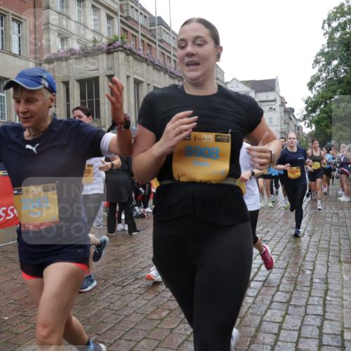 13.09.2026 - Kiel Lauf Yannick Fuchs http://msf.ph/oto/10420474 13.09.2026 10:52:57 Ziel 154, 1071, 1083, 1426, 1486, 1550, 3059, 3173, 3431, 3514, 3587, 3657, 3875, 4570, 5329, 5642, 5643, 5710, 5838, 6015, 6161, 6201, 6695, 6777, 7017, 7139, 7596, 7883, 8516, 8580, 8863, 8905, 8935, 8978, 9126, 9166, 9749, 10594, 10721, 11048, 11096, 11282, 11496, 11988, 12213, 90, 158, 172, 398, 475, 626, 1433, 1471, 1472, 1473, 1474, 1531, 1535, 1634, 1658, 1802, 1812, 1837, 2069, 2089, 2293, 2442, 2735, 3050, 3054, 3343, 3452, 3582, 3778, 3853, 475 meine-sportfotos.de