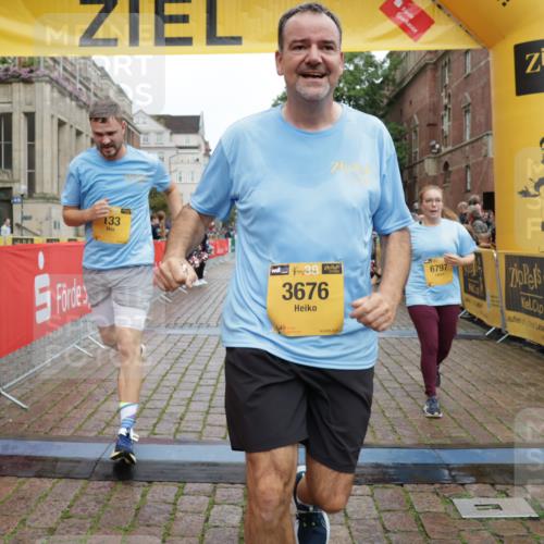 13.09.2026 - Kiel Lauf Yannick Fuchs http://msf.ph/oto/10420475 13.09.2026 09:42:23 Ziel 133, 445, 771, 2914, 2955, 2977, 3676, 5105, 5559, 5774, 6099, 6542, 6797, 10938, 11793, 570, 699, 772, 792, 2910, 3357, 3801, 4533, 5011, 5107, 5276, 5336, 6599, 6620, 6739, 7238, 7687, 8476, 8829, 9050, 12175, 12723, 142, 1045, 1777, 2608, 4548, 6075, 6213, 6423, 6913, 8532, 9519, 9592, 9706, 12190, 402, 3143, 3175, 4533, 5107, 6687, 6739, 7238, 8588, 9224, 11907 meine-sportfotos.de