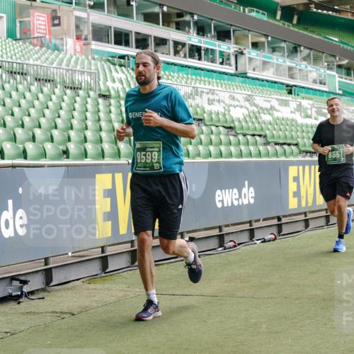 13.09.2026 - 21. swb-Marathon Bremen Michael Burmester http://msf.ph/oto/10420485 13.09.2026 12:58:50 Laufen im Stadion 141, 148, 191, 226, 232, 334, 511, 672, 745, 789, 790, 909, 972, 1010, 1080, 1119, 1166, 1191, 1199, 1281, 1516, 1535, 1642, 1647, 1752, 1881, 1931, 1933, 2046, 2210, 2289, 2324, 2343, 2367, 2371, 2397, 2423, 2425, 2577, 2771, 2806, 2807, 2827, 2885, 2899, 2903, 2953, 2961, 2979, 3015, 3021, 3051, 3098, 3120, 3124, 3138, 3148, 3182, 3186, 3190, 3233, 3319, 3338, 3435, 3516, 3531, 3534, 3560, 3652, 3655, 3685, 3690, 3695, 3866, 3933, 3934, 205 meine-sportfotos.de