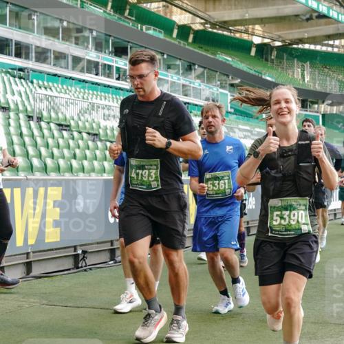 13.09.2026 - 21. swb-Marathon Bremen Michael Burmester http://msf.ph/oto/10420489 13.09.2026 13:21:37 Laufen im Stadion 128, 258, 343, 351, 423, 441, 601, 620, 704, 782, 851, 1060, 1094, 1129, 1158, 1177, 1316, 1344, 1409, 1417, 1439, 1446, 1518, 1657, 1669, 1676, 1697, 1729, 1808, 1846, 2010, 2064, 2139, 2201, 2258, 2278, 2290, 2349, 2394, 2395, 2414, 2417, 2437, 2501, 2519, 2551, 2588, 2619, 2632, 2652, 2660, 2685, 2711, 2736, 2793, 2828, 2886, 2954, 2964, 2995, 3004, 3010, 3017, 3018, 3022, 3034, 3035, 3036, 3037, 3070, 3074, 3102, 3139, 3144, 3225, 3264, 3351, 3682, 3784 meine-sportfotos.de