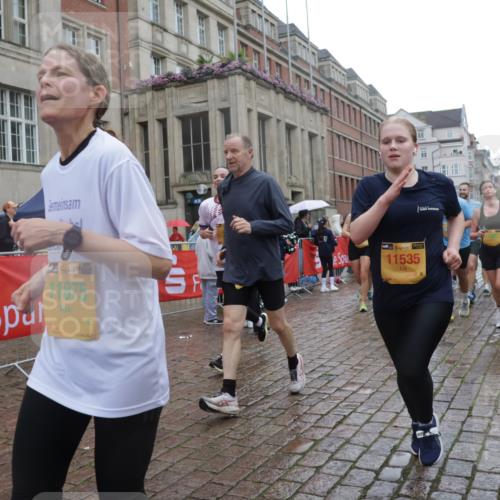 13.09.2026 - Kiel Lauf Yannick Fuchs http://msf.ph/oto/10420501 13.09.2026 10:52:58 Ziel 127, 154, 1071, 1083, 1426, 1486, 1550, 3059, 3173, 3431, 3514, 3587, 3657, 3875, 4570, 5329, 5642, 5643, 5710, 5838, 6015, 6161, 6201, 6695, 6777, 7017, 7139, 7596, 7883, 8516, 8580, 8863, 8905, 8935, 8978, 9126, 9166, 9749, 10721, 11048, 11282, 11496, 11988, 12213, 90, 158, 172, 398, 475, 626, 1433, 1471, 1472, 1473, 1474, 1531, 1535, 1634, 1812, 1837, 2069, 2089, 2293, 2442, 2735, 3050, 3054, 3343, 3452, 3514, 3582, 3778, 3853, 6201, 475 meine-sportfotos.de