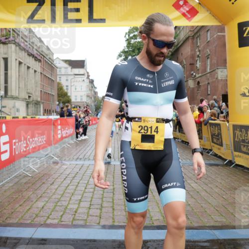 13.09.2026 - Kiel Lauf Yannick Fuchs http://msf.ph/oto/10420565 13.09.2026 09:42:27 Ziel 133, 445, 771, 1045, 1777, 2914, 2955, 2977, 3676, 4548, 5559, 6075, 6099, 6213, 6542, 6797, 10938, 12190, 570, 699, 772, 792, 2910, 3357, 3676, 3801, 5011, 5105, 5276, 5336, 5774, 6599, 6620, 7687, 8476, 8829, 9050, 11793, 12175, 12723, 142, 762, 2608, 3827, 4322, 6423, 6913, 8532, 9519, 9592, 9706, 3143, 4533, 5107, 6739, 7238, 8829, 9050, 12175 meine-sportfotos.de