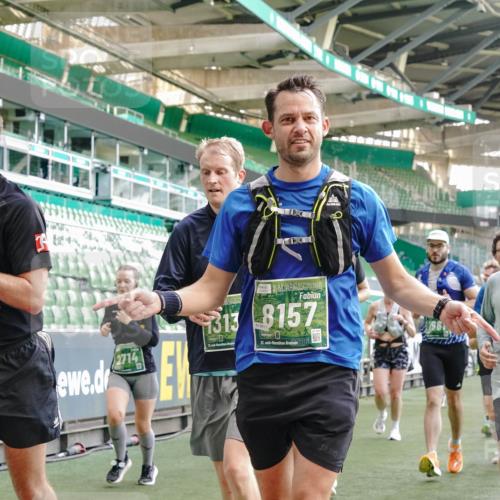 13.09.2026 - 21. swb-Marathon Bremen Michael Burmester http://msf.ph/oto/10420568 13.09.2026 13:21:40 Laufen im Stadion 128, 258, 343, 351, 423, 441, 601, 620, 704, 782, 851, 1060, 1094, 1158, 1177, 1316, 1344, 1409, 1417, 1439, 1446, 1518, 1657, 1669, 1676, 1697, 1729, 1808, 1846, 2010, 2064, 2139, 2201, 2258, 2278, 2290, 2349, 2394, 2395, 2414, 2417, 2437, 2501, 2519, 2551, 2588, 2619, 2632, 2652, 2660, 2685, 2711, 2736, 2793, 2828, 2886, 2954, 2964, 2995, 3004, 3010, 3017, 3018, 3022, 3034, 3035, 3036, 3037, 3070, 3074, 3102, 3139, 3144, 3225, 3264, 3351, 3682, 3784, 1506 meine-sportfotos.de