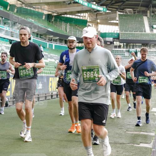 13.09.2026 - 21. swb-Marathon Bremen Michael Burmester http://msf.ph/oto/10420590 13.09.2026 13:21:41 Laufen im Stadion 128, 258, 343, 351, 423, 441, 601, 620, 704, 782, 851, 1060, 1094, 1158, 1177, 1316, 1344, 1409, 1417, 1439, 1446, 1518, 1657, 1669, 1676, 1697, 1729, 1808, 1846, 2010, 2064, 2139, 2201, 2258, 2278, 2290, 2349, 2394, 2395, 2414, 2417, 2437, 2501, 2519, 2551, 2588, 2619, 2632, 2652, 2660, 2685, 2711, 2736, 2793, 2828, 2886, 2954, 2964, 2995, 3004, 3010, 3017, 3018, 3022, 3034, 3035, 3036, 3037, 3070, 3074, 3102, 3139, 3144, 3225, 3351, 3682, 3784, 1506 meine-sportfotos.de