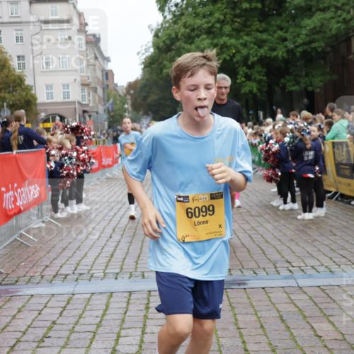 13.09.2026 - Kiel Lauf Yannick Fuchs http://msf.ph/oto/10420593 13.09.2026 09:42:29 Ziel 445, 771, 1045, 1777, 2608, 2914, 2955, 2977, 4548, 5559, 6075, 6099, 6213, 6423, 6542, 6913, 10938, 12190, 133, 570, 699, 772, 792, 2910, 3357, 3676, 3801, 5011, 5105, 5276, 5336, 5774, 6599, 6620, 6797, 7687, 8476, 8829, 9050, 10938, 11793, 12723, 142, 762, 3827, 4322, 8532, 8870, 9519, 9592, 9706, 11721, 772, 3143, 4533, 5107, 6739, 7238, 8829, 9050, 12175 meine-sportfotos.de