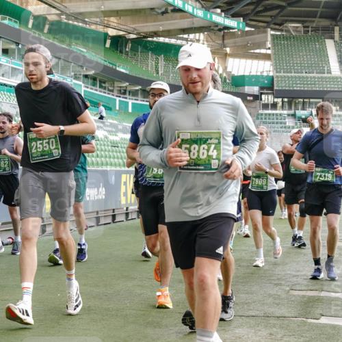 13.09.2026 - 21. swb-Marathon Bremen Michael Burmester http://msf.ph/oto/10420612 13.09.2026 13:21:41 Laufen im Stadion 128, 258, 343, 351, 423, 441, 601, 620, 704, 782, 851, 1060, 1094, 1158, 1177, 1316, 1344, 1409, 1417, 1439, 1446, 1518, 1657, 1669, 1676, 1697, 1729, 1808, 1846, 2010, 2064, 2139, 2201, 2258, 2278, 2290, 2349, 2394, 2395, 2414, 2417, 2437, 2501, 2519, 2551, 2588, 2619, 2632, 2652, 2660, 2685, 2711, 2736, 2793, 2828, 2886, 2954, 2964, 2995, 3004, 3010, 3017, 3018, 3022, 3034, 3035, 3036, 3037, 3070, 3074, 3102, 3139, 3144, 3225, 3351, 3682, 3784, 1506 meine-sportfotos.de